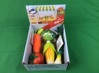 Billede af Træ grøntsager i papkasse